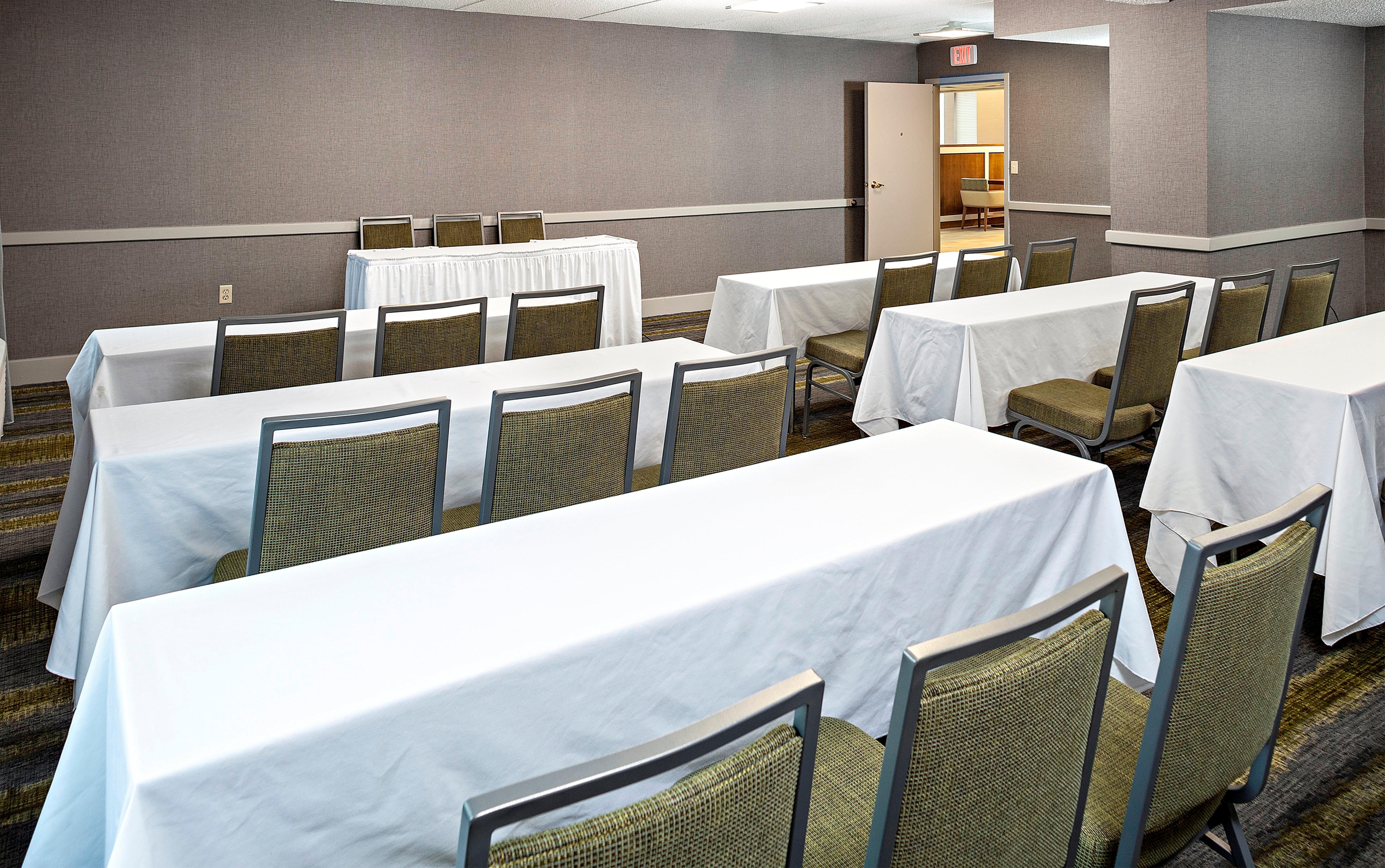 Holiday Inn Salem By Ihg Экстерьер фото